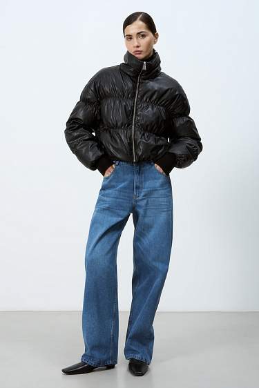 Короткий пуховик