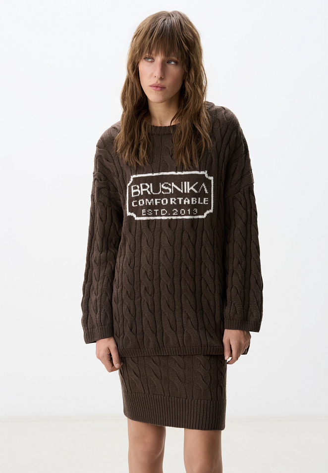 Джемпер с косами и жаккардом