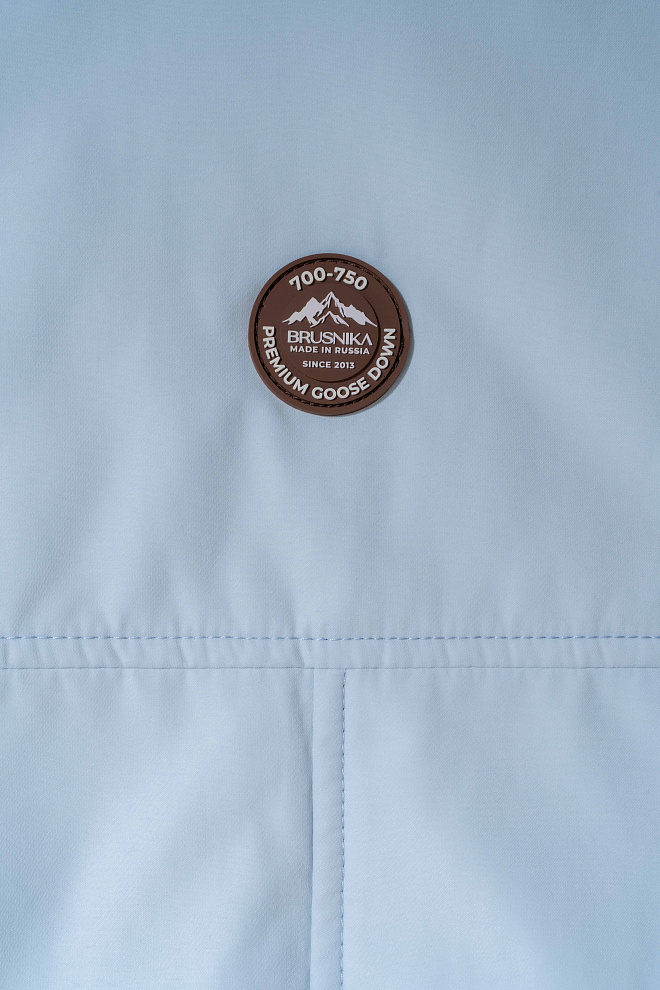 Короткий бомбер с воротником-стойкой