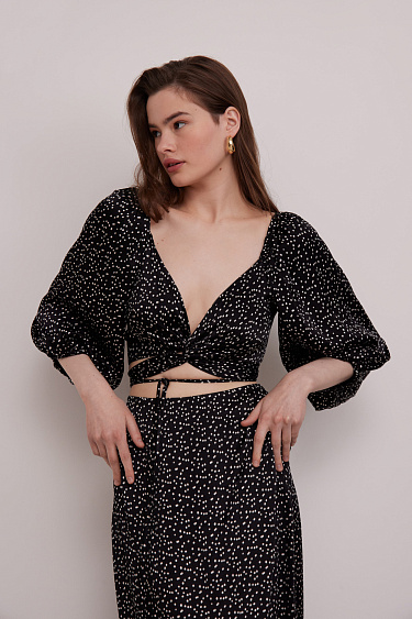 Атласный топ из 100% вискозы