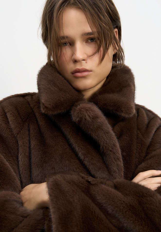 Короткая шуба с поясом