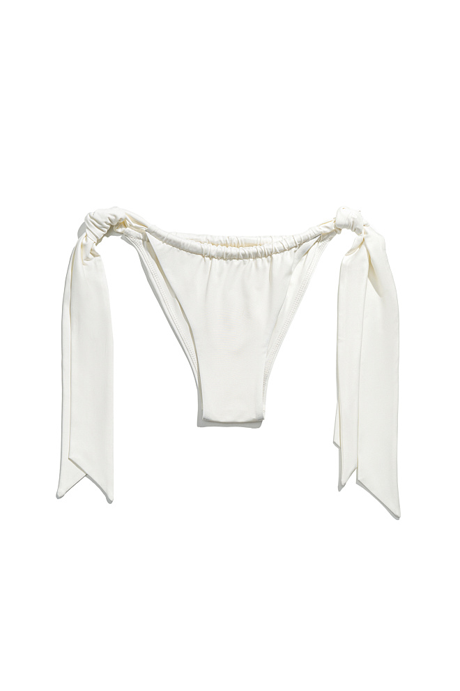 Плавки с широкими лентами 