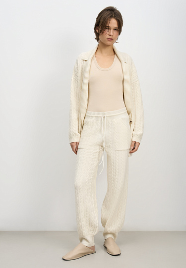 Трикотажные брюки-джоггеры с косами