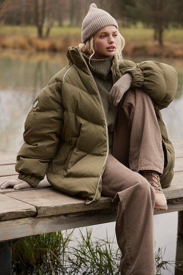 Перчатки с длинными манжетами