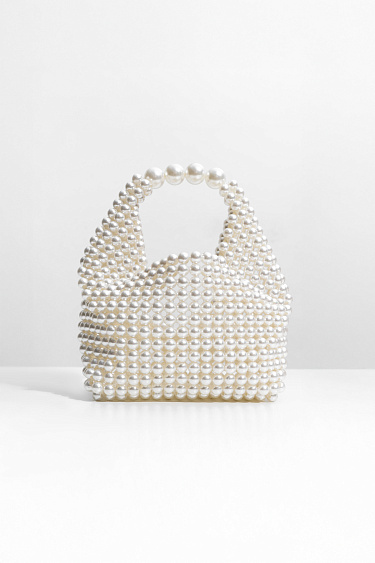 Сумочка из жемчужных бусин