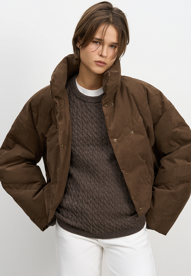 Пуховик с воротником-стойкой