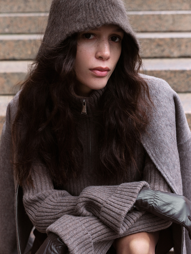 Укороченный жакет из шерсти