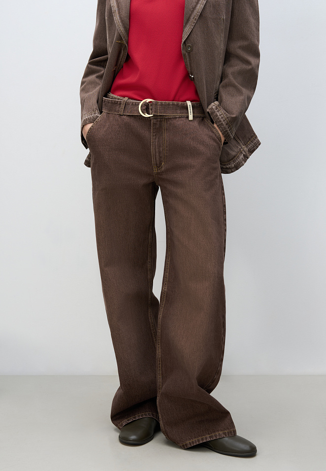 Прямые джинсы со средней посадкой 