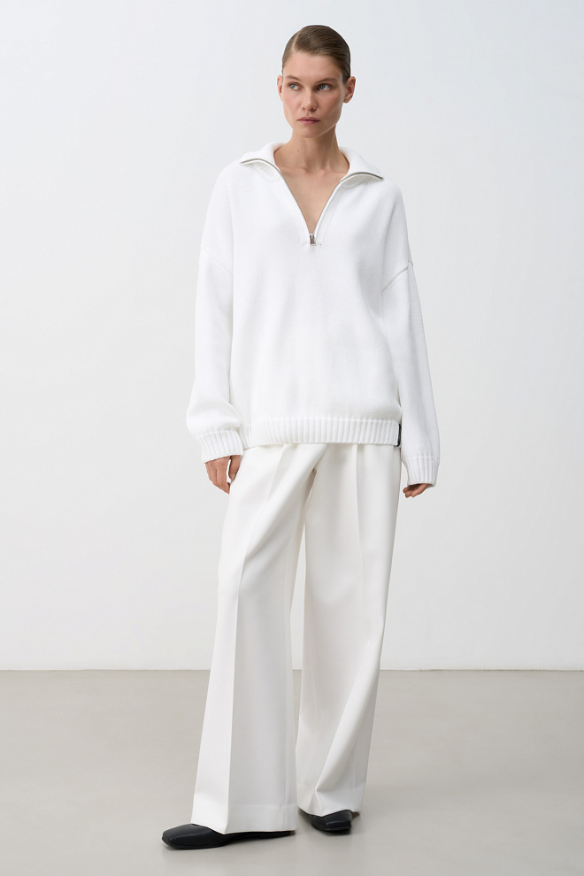 Джемпер с воротником-стойкой
