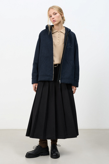 Свободный бомбер с капюшоном 