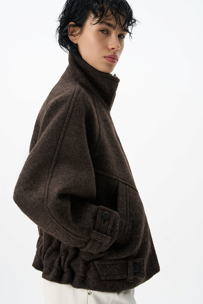 Бомбер из шерсти с воротником-стойкой