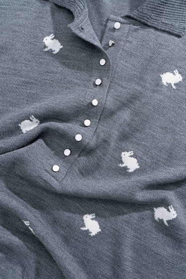 Поло с анималистичным принтом