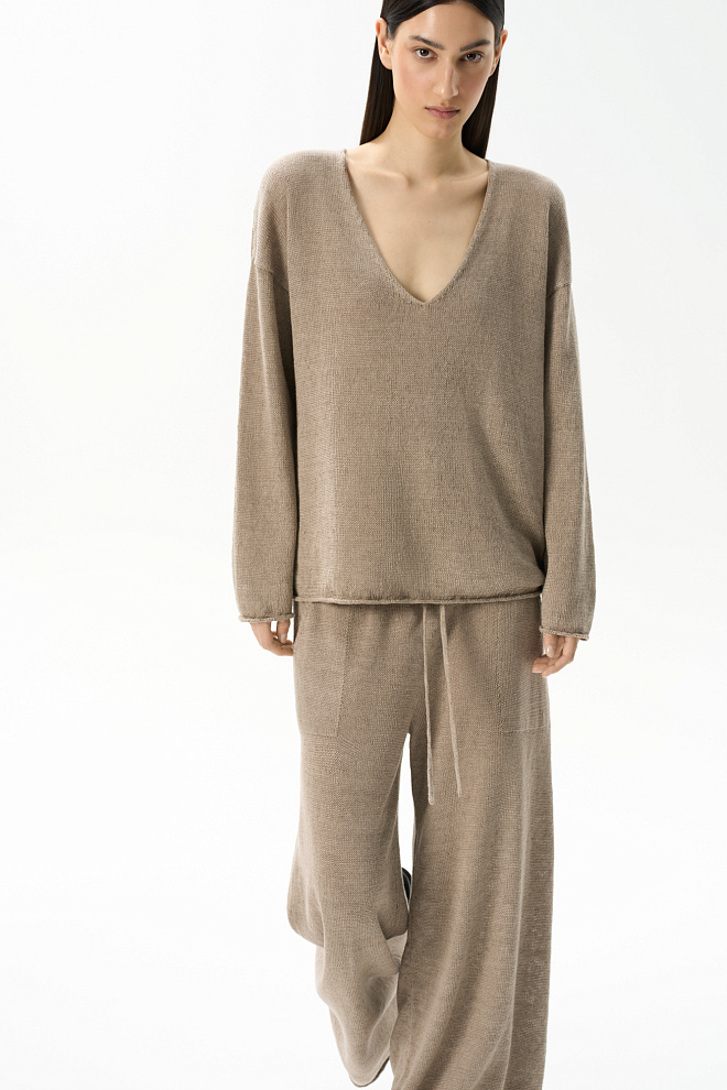 Джемпер с V-образным вырезом из 100% льна
