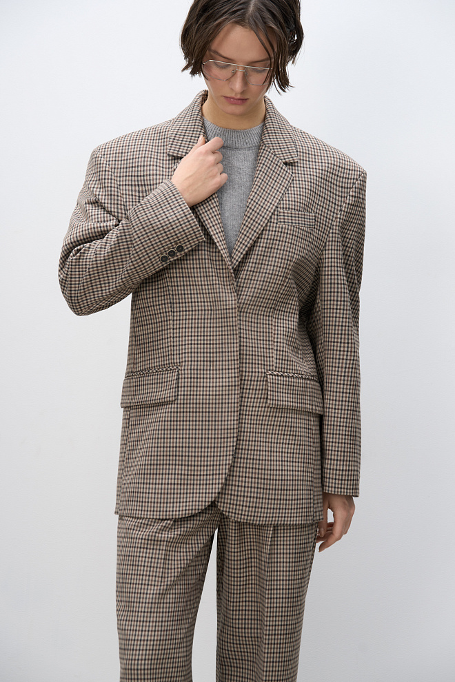 Однобортный жакет в клетку виши