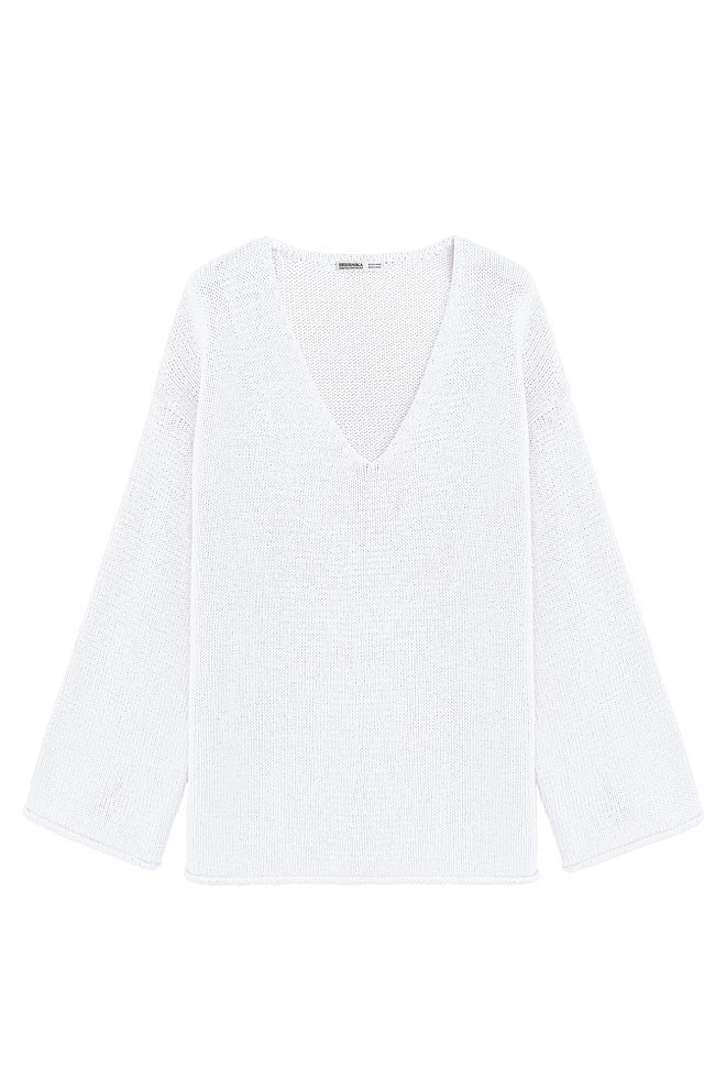 Джемпер с V-образным вырезом