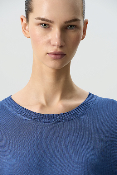 Цельновязаная футболка из 100% вискозы