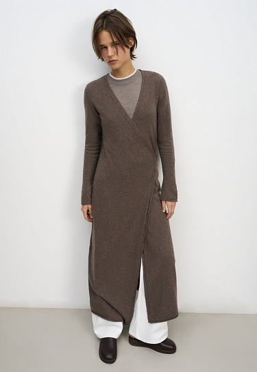 Платье на запах из шерсти и кашемира