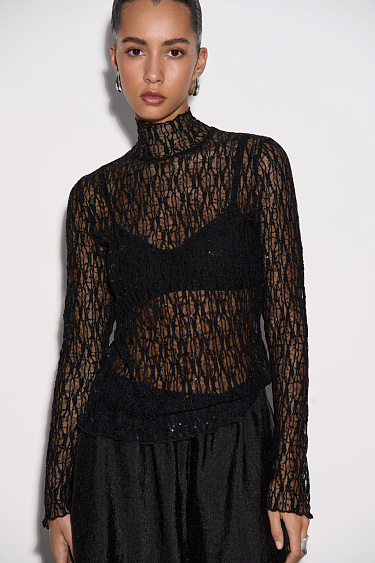 Кружевной топ с пайетками