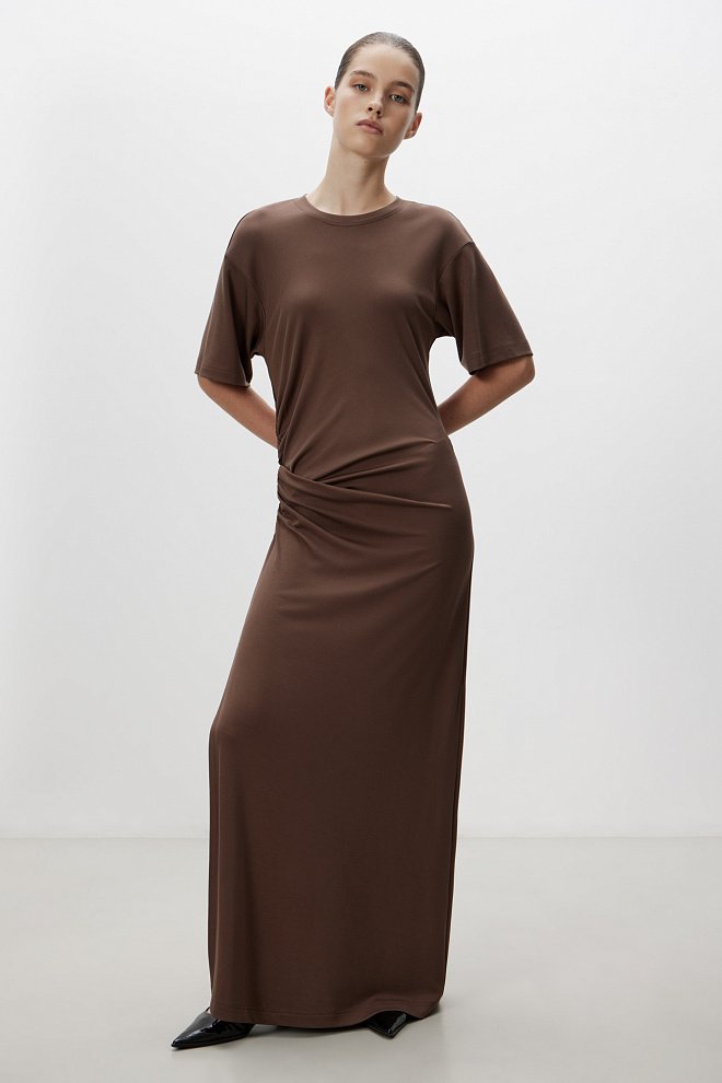 Платье с драпировкой