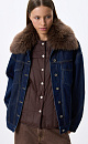 Джинсовая куртка со съемным меховым воротником. Отложной воротник. Длинные рукава с манжетами на кнопках. Нагрудные карманы с клапанами. Застежка на металлические кнопки. В комплекте идет жилет на синтепоне на магнитных кнопках, который позволит носить куртку в более прохладную погоду.