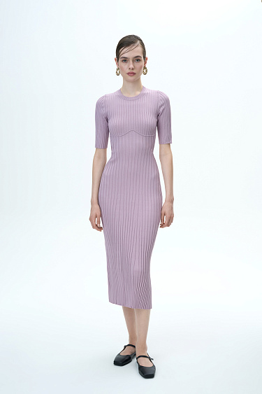 Платье с открытой спиной