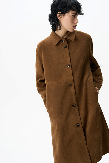 Тренч с отделкой под замшу