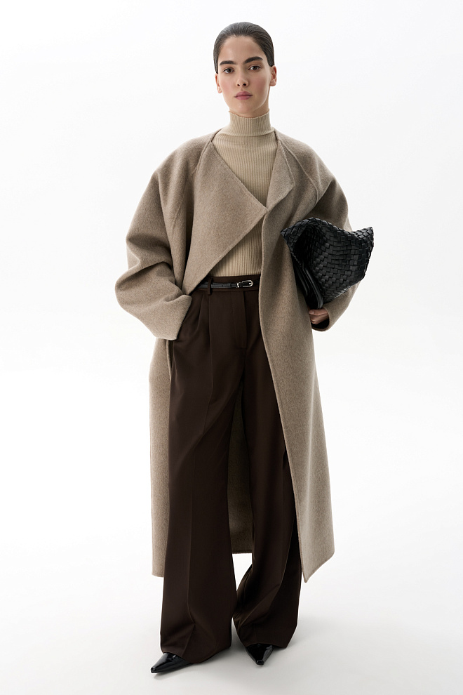 Шерстяное пальто с одним лацканом 