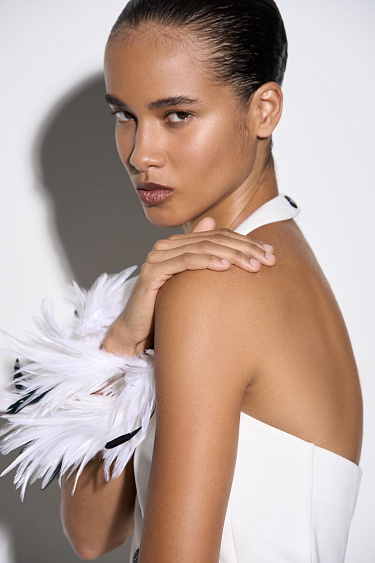 Жилет с открытой спинкой