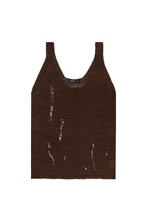 коричневый Трикотажный топ из 100% льна. Модель свободного силуэта, с глубокой проймой и U-вырезом горловины. Изделие выполнено с эффектом рвани.