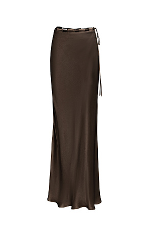 коричневый Атласная макси юбка. Модель приталенного силуэта с регулируемой кулиской на поясе.