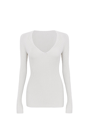 серый Трикотажный лонгслив из вискозы. Модель приталенного силуэта с глубоким V-образным вырезом. Изделие выполнено в рубчик.