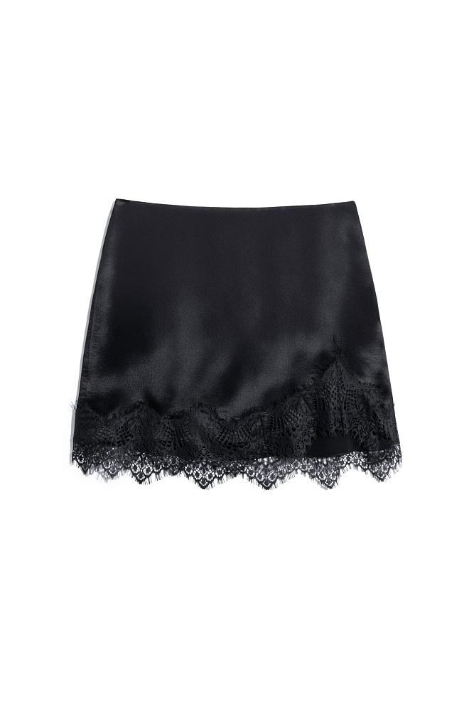 Атласная юбка мини с кружевом