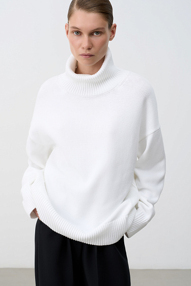 Джемпер из 100% хлопка с высоким воротом