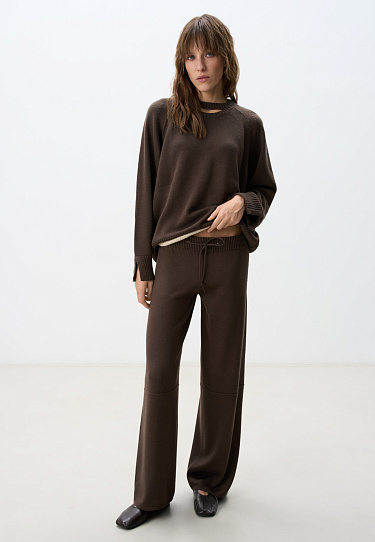 Трикотажные брюки из шерсти