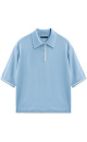 Трикотажная футболка поло из вискозы. Модель прямого силуэта, со спущенной линией плеч, короткими рукавами, отложным воротником-поло и планкой с тремя пуговицами. Рукава и нижний край изделия декорированы кантом контрастного цвета. 
