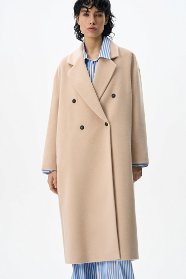 Двубортное шерстяное пальто