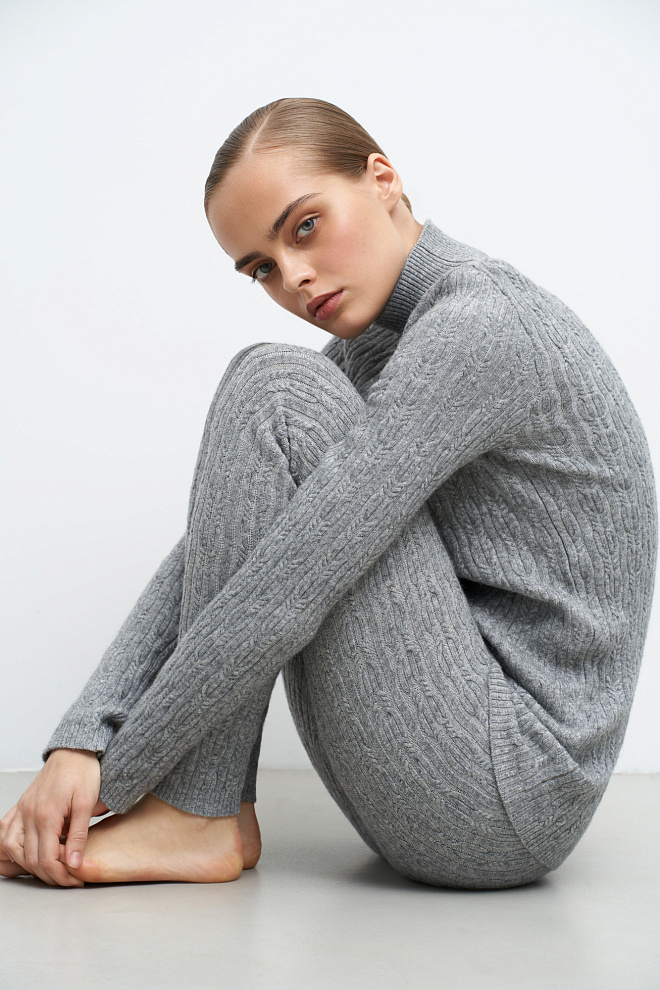 Трикотажные леггинсы из кашемира и шерсти с косами