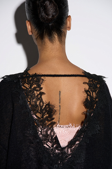 Джемпер из шерсти мериноса с кружевом