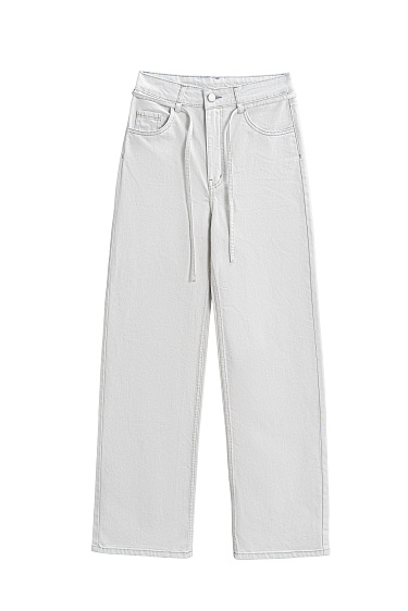 Джинсы с узким поясом