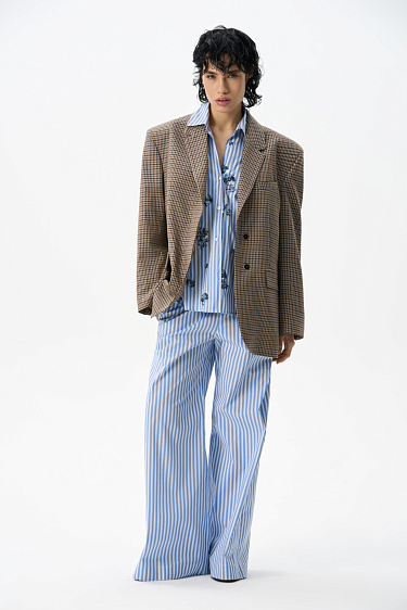 Однобортный жакет в клетку виши