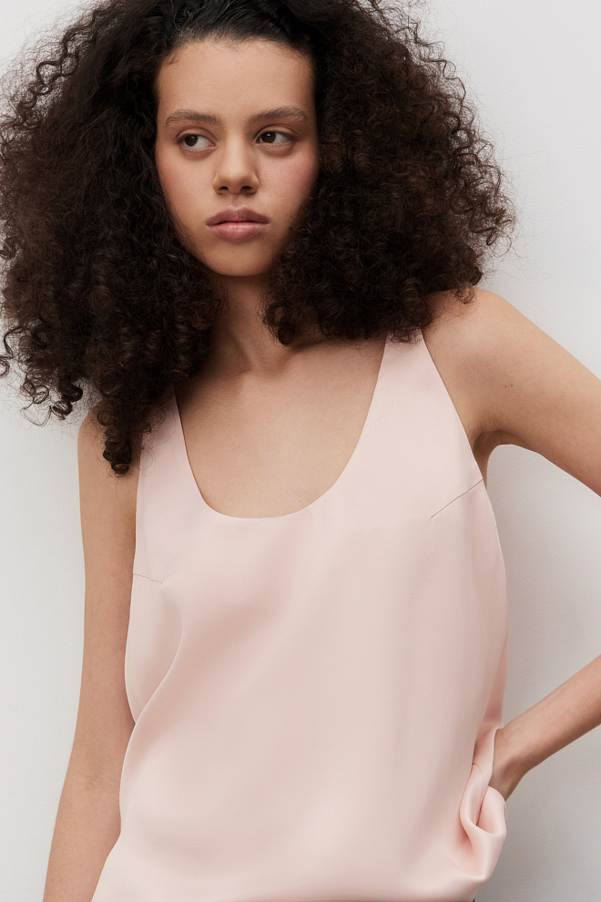 Майка из атласной вискозы