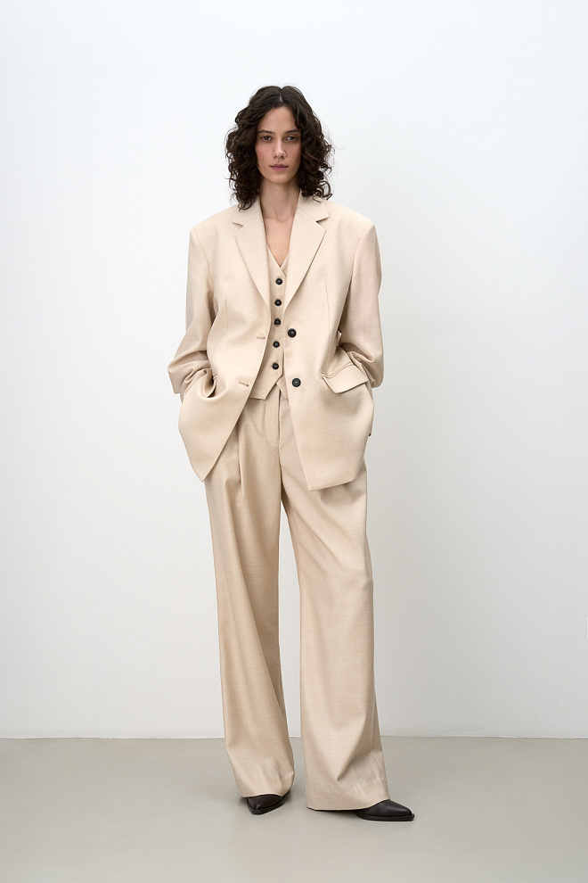 Классические брюки из шерсти с объемными складками