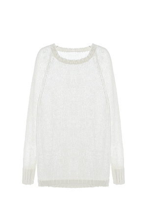 белый Трикотажный полупозрачный джемпер из смесовой шерсти. Модель свободного силуэта со спущенной линией плеча. 