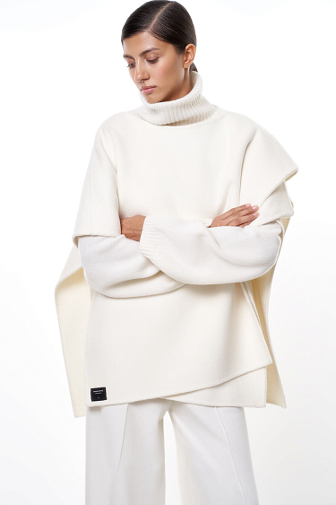 Пончо из шерсти