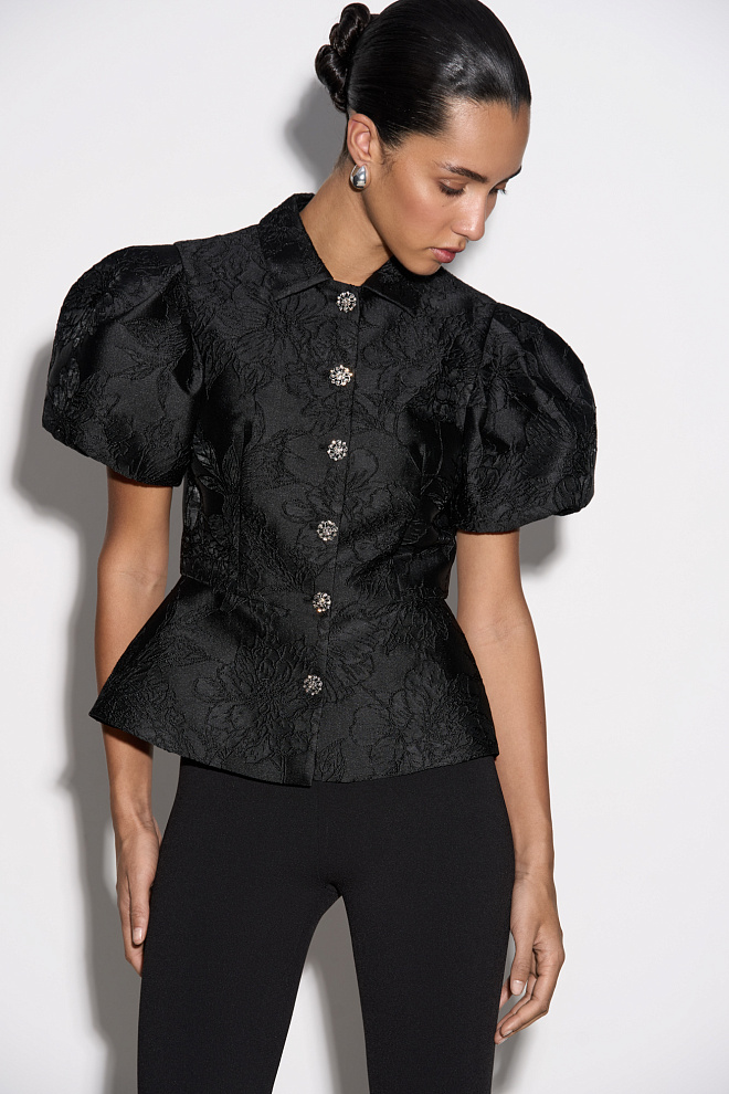 Жакет из жаккарда с баской