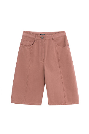 оранжевый Джинсовые шорты из 100% хлопка. Модель с карманами и шлевками для ремня на поясе. Застежка на молнию и пуговицу. 