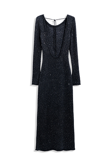 Платье с пайетками и открытой спиной