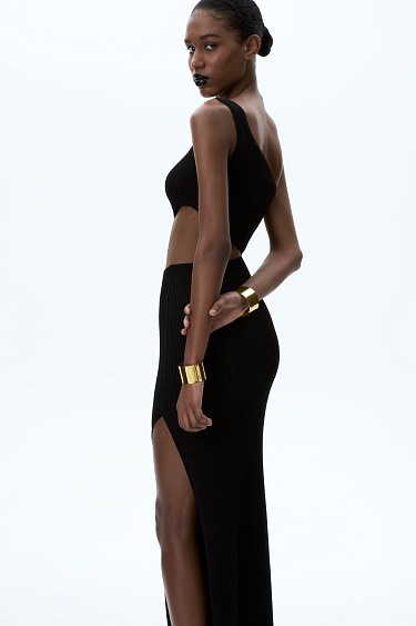 Платье с лямкой на одно плечо