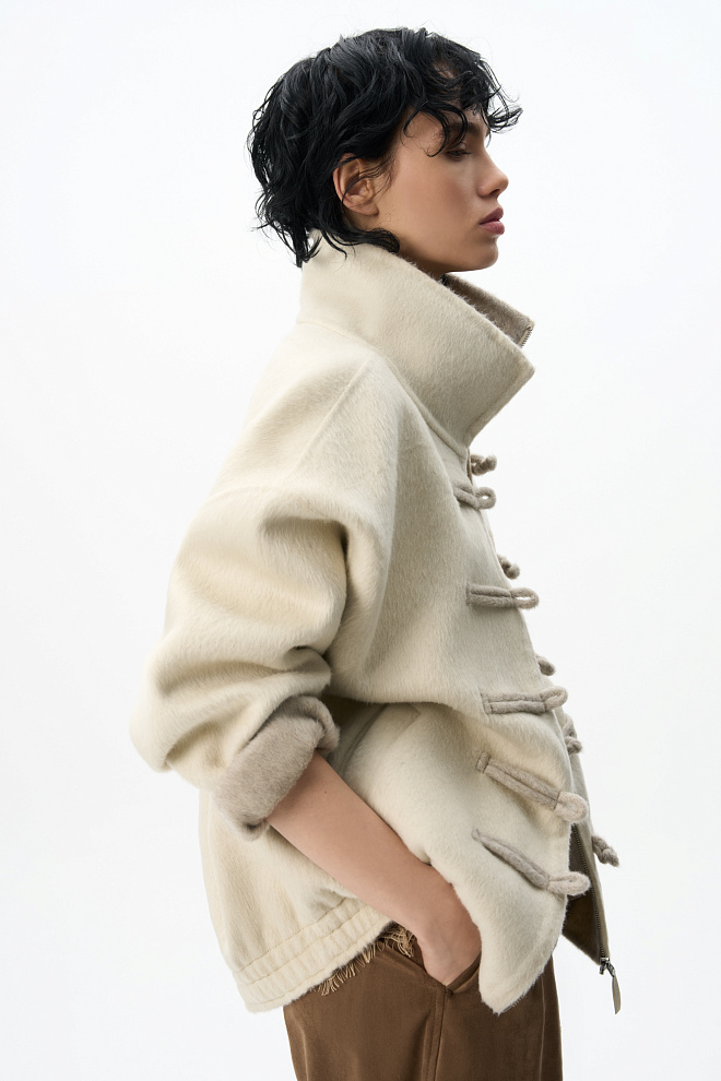 Бомбер из шерсти с китайской застежкой