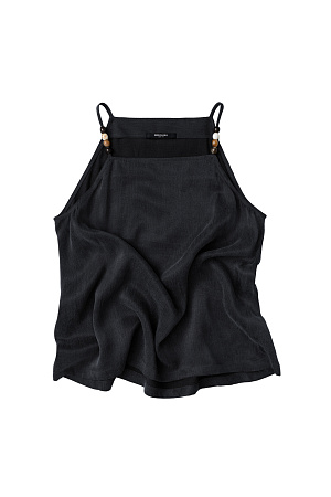 черный Топ из купры. Модель свободного силуэта, с прямым неглубоким вырезом, на тонких бретельках, декорированных бусинами.